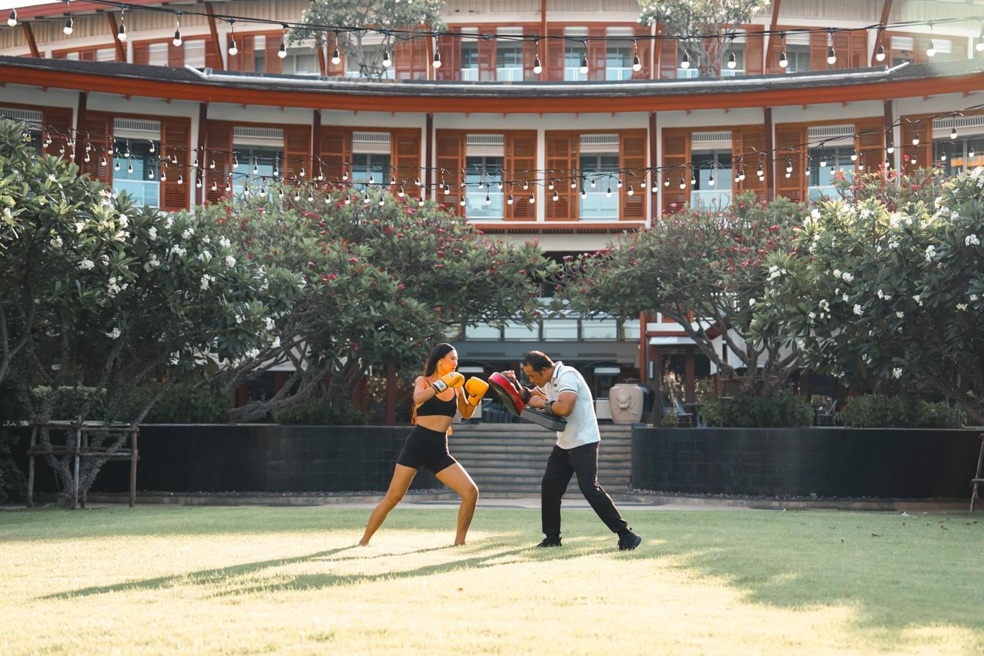 Intercontinental By Ihg 5*